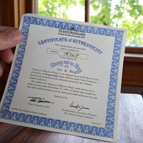 Vintage 1994 The Ashton-Drake Galleries Barely Yours Snug As A Bug In A Rug Doll - Picture 12 of 16